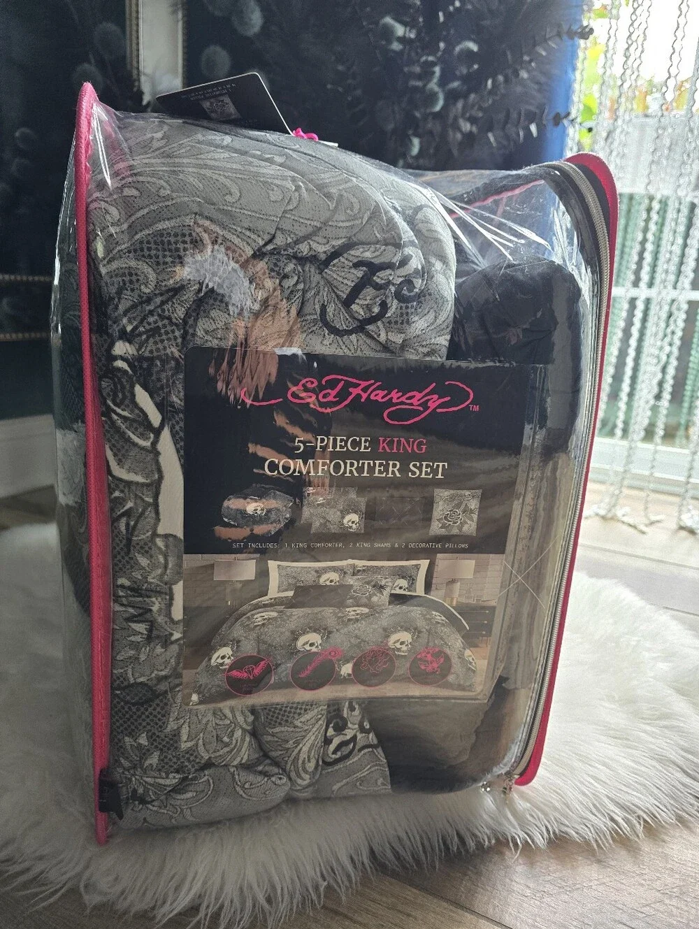 Ed Hardy 5 piece Kind Comforter set new